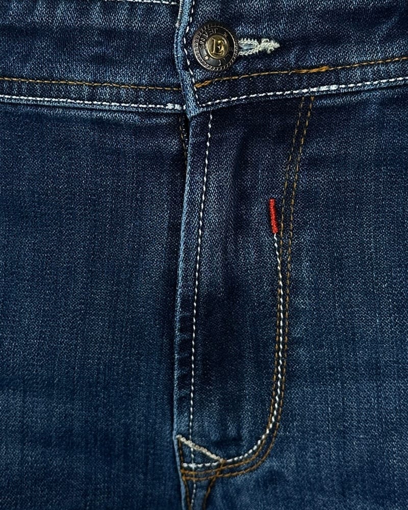 Muške plave farmerice regular prednji deo Muške plave farmerice regular prednji deo