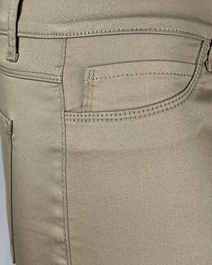 Ženske bež pantalone od kepera Ženske bež pantalone od kepera slika zadnjeg dela