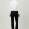 Crne pantalone sa širokom nogavicom na modelu slika pozadi