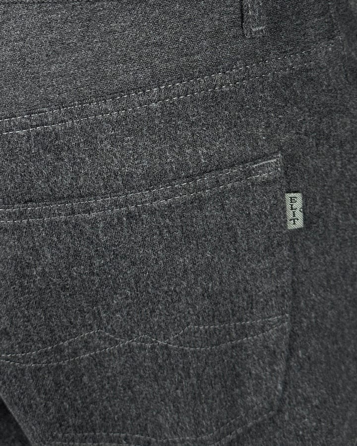 129u 6 Muške termo pantalone za zimu, slika zadnjeg džepa