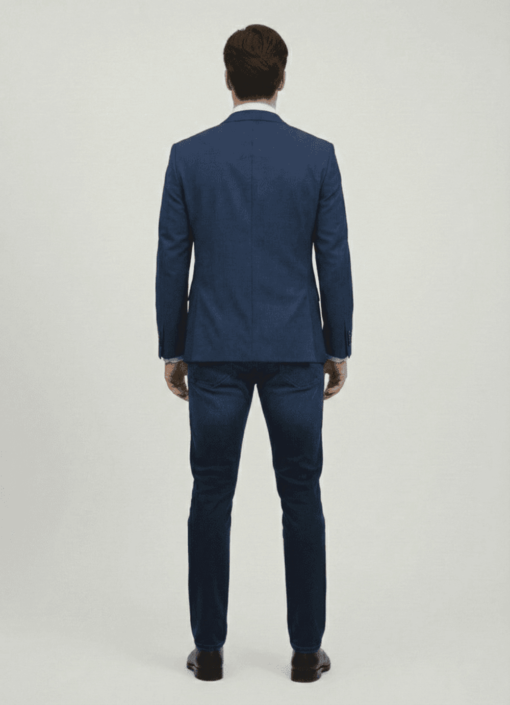 Indigo teksas farmerice sa elastinom: Tamno plava, klasičan stil, udobne i moderne pantalone za muškarce.